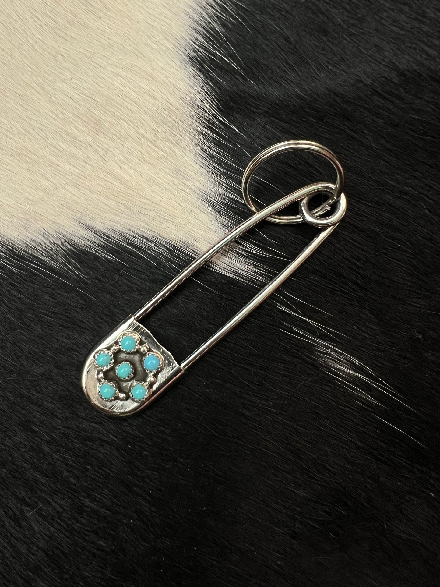 Daisy Safety Pin Keychain