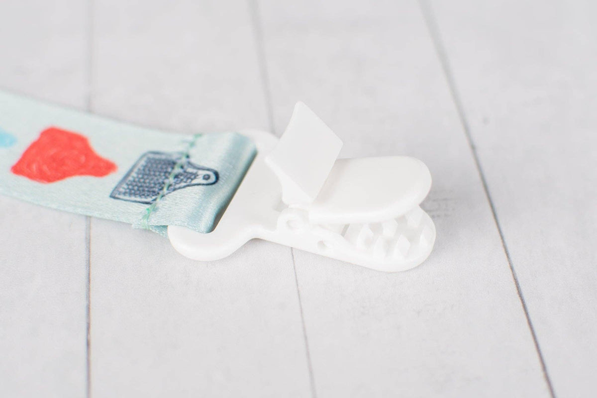 Ear Tags Paci Clip